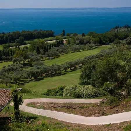 ホテル Golf Ca Degli Ulivi 4*